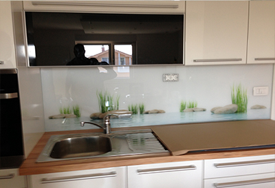 kuhinjsko steklo s fototapeto